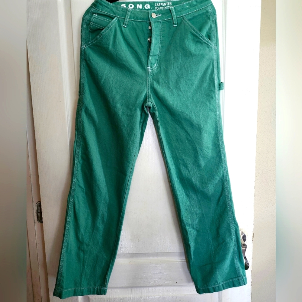 Song Carpenter pants.